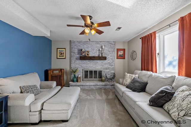 803 GOLDEN HILL ST, Cheyenne, WY 82009