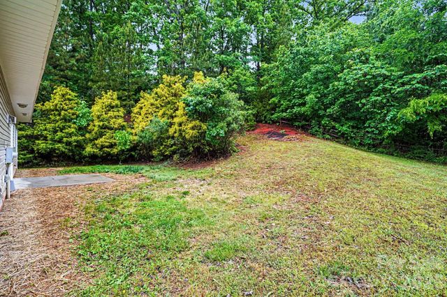 6116 Firethorne Lane, Concord, NC 28025