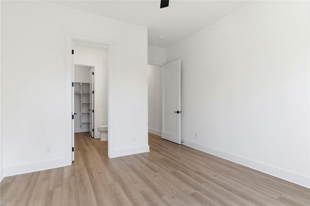 227 NE H Street, Bentonville, AR 72712