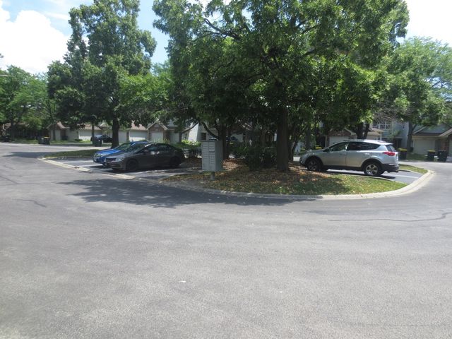 1051 Rockport Drive 1051, Carol Stream, IL 60188