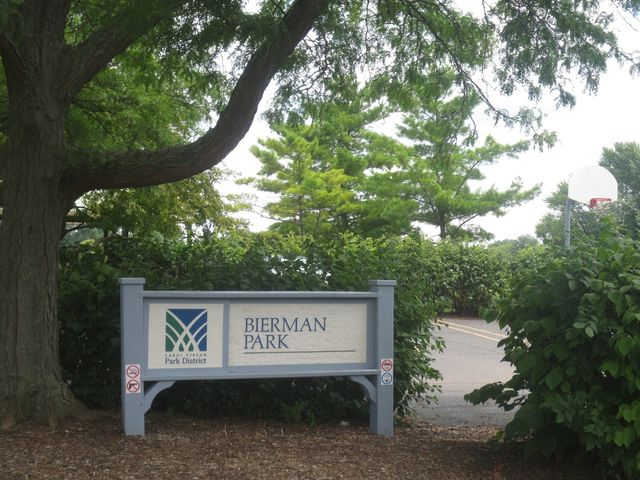 1051 Rockport Drive 1051, Carol Stream, IL 60188