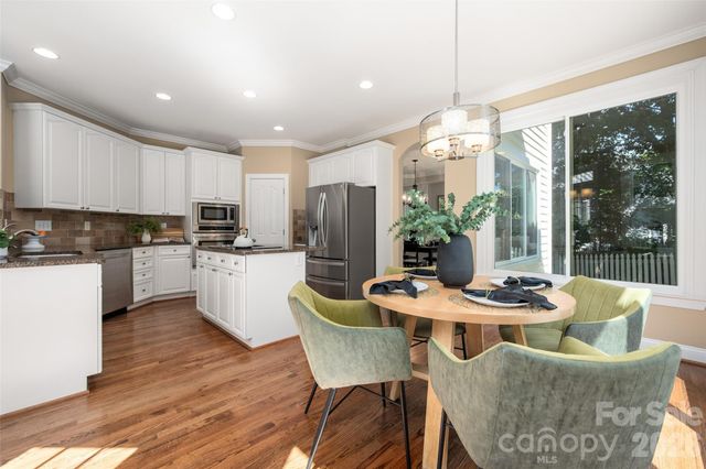3415 Twelve Oaks Place, Charlotte, NC 28270
