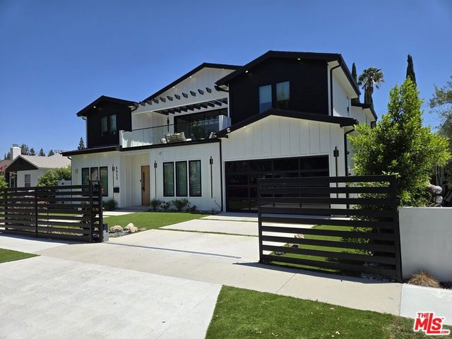 5012 Enfield Avenue, Los Angeles, CA 91316