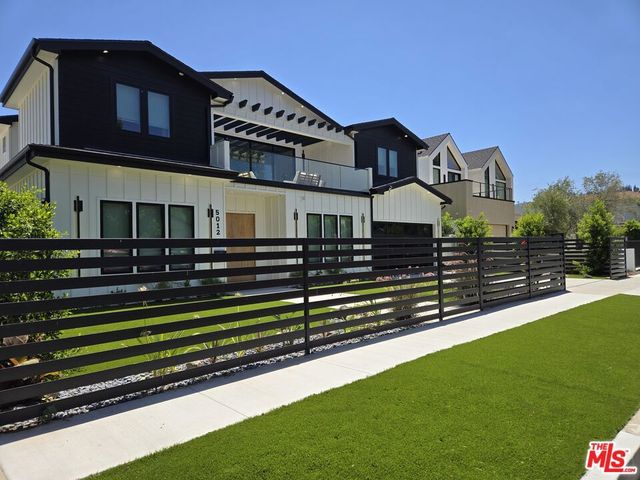 5012 Enfield Avenue, Los Angeles, CA 91316