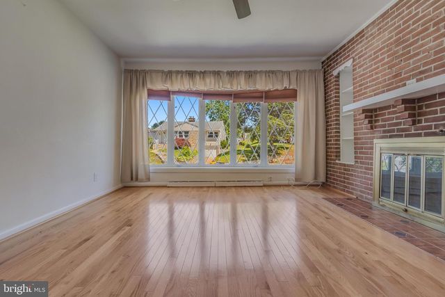 219 CORONET DR, Linthicum Heights, MD 21090