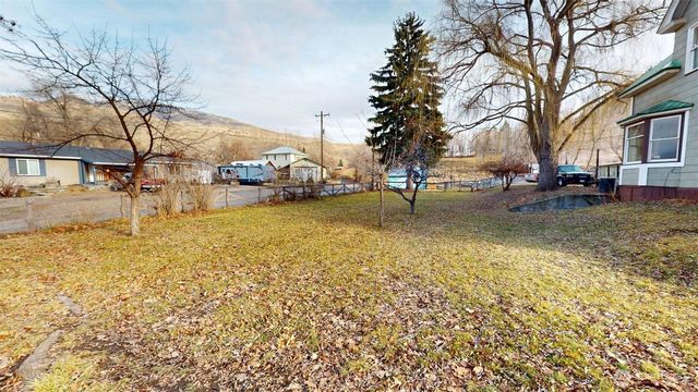 10 Bighorn Dr, Loomis, WA 98827