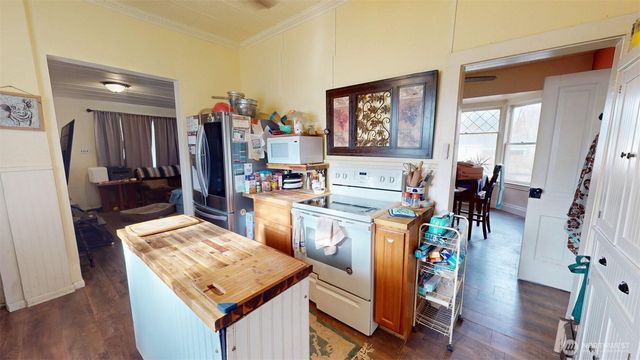 10 Bighorn Dr, Loomis, WA 98827