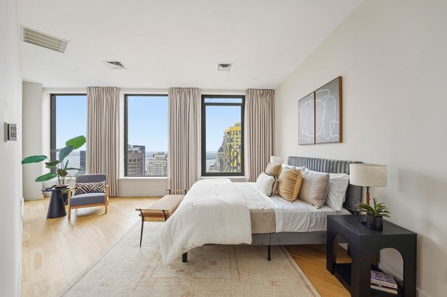 75 Wall St Frnt 2, New York City, NY 10005