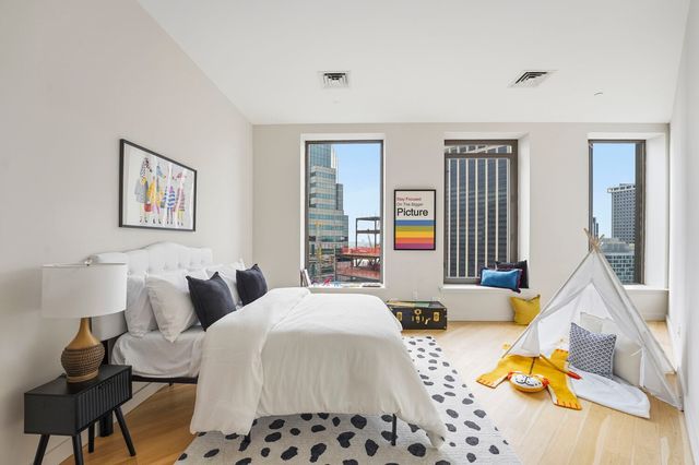 75 Wall St Frnt 2, New York City, NY 10005