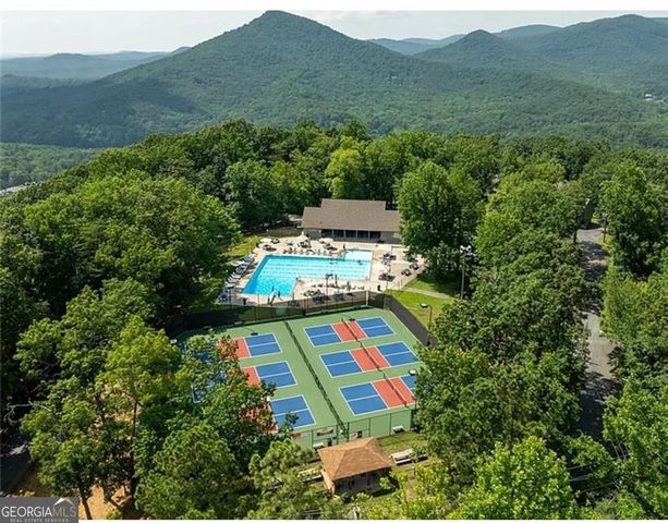 493 Starcross Lane, Jasper, GA 30143