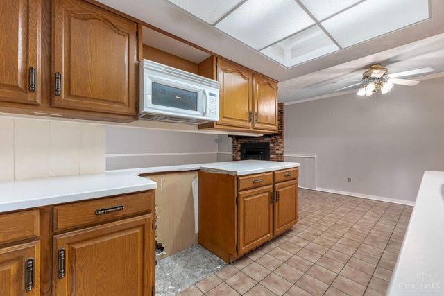 2006 Washington Creek Lane, Washington Twp, OH 45458
