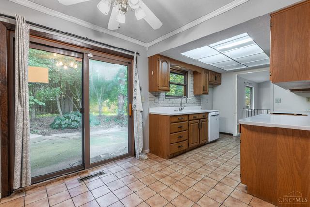 2006 Washington Creek Lane, Washington Twp, OH 45458