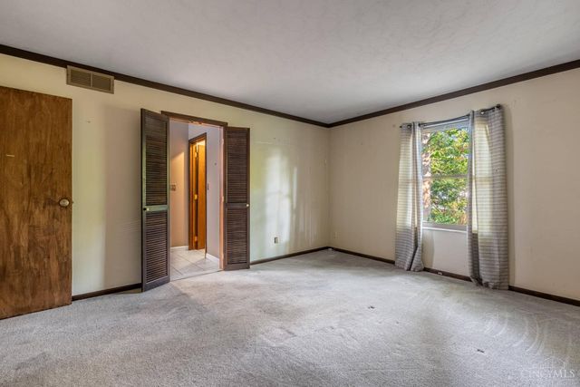 2006 Washington Creek Lane, Washington Twp, OH 45458