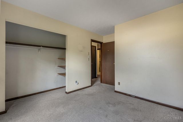 2006 Washington Creek Lane, Washington Twp, OH 45458