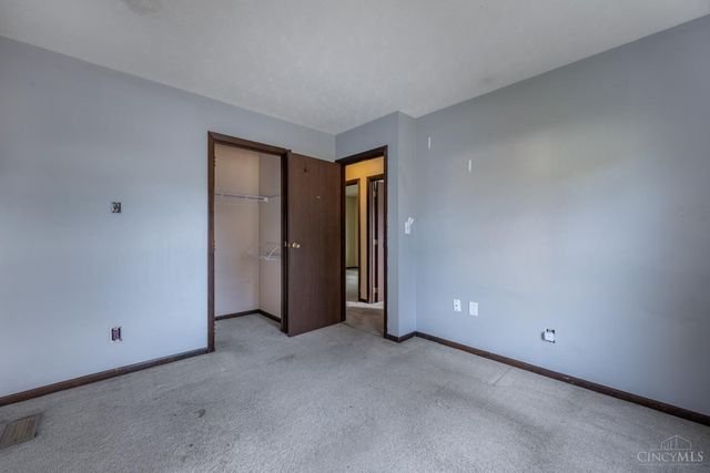 2006 Washington Creek Lane, Washington Twp, OH 45458
