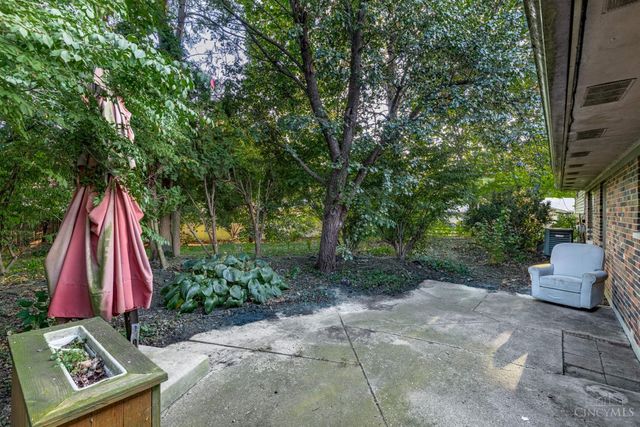 2006 Washington Creek Lane, Washington Twp, OH 45458