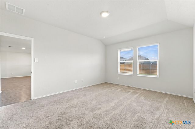 208 Ida Loop, Seguin, TX 78155