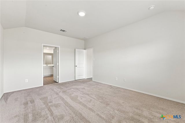 208 Ida Loop, Seguin, TX 78155