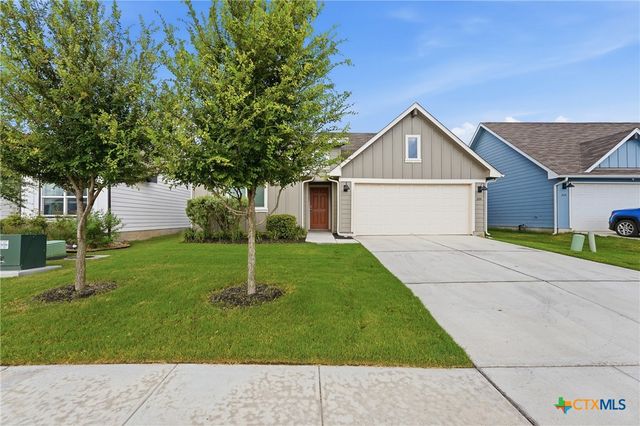 208 Ida Loop, Seguin, TX 78155