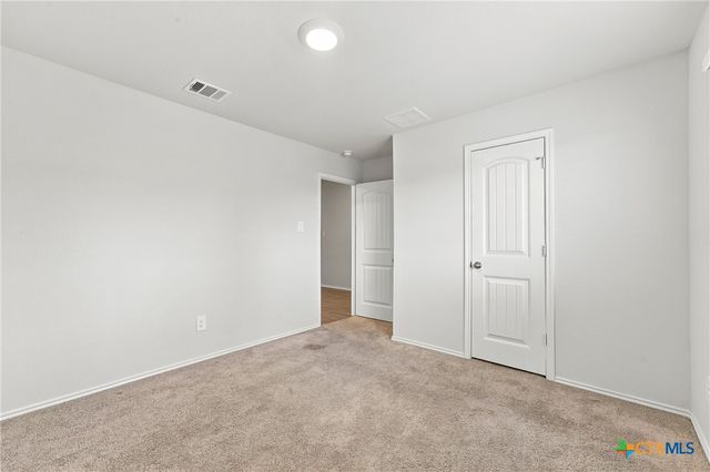 208 Ida Loop, Seguin, TX 78155
