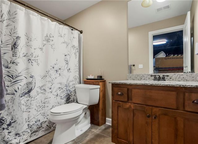 804 N 168th Street, Basehor, KS 66007