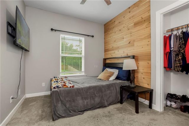 804 N 168th Street, Basehor, KS 66007