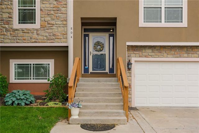 804 N 168th Street, Basehor, KS 66007