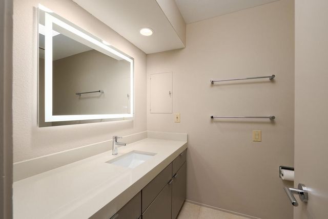 32 Cornell Drive, Rancho Mirage, CA 92270