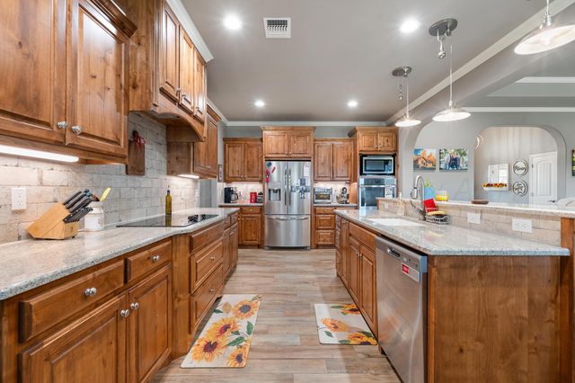 350 Snow Quail Road, Canyon, TX 79015