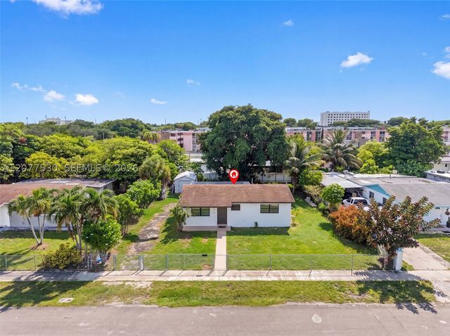 19721 SW 114th Ct, Miami, FL 33157