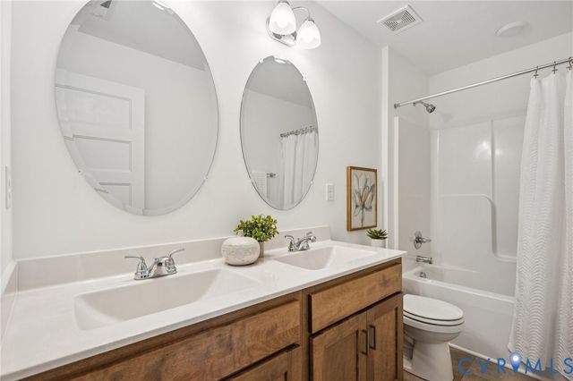 6021 Rivermere Ln, Glen Allen, VA 23059