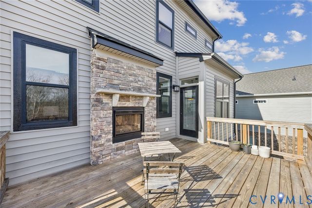 6021 Rivermere Ln, Glen Allen, VA 23059