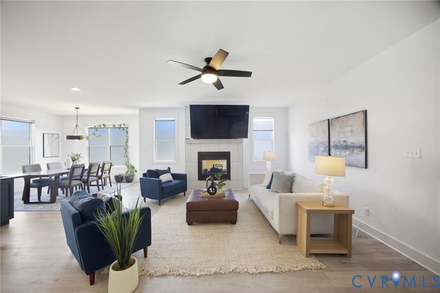 6021 Rivermere Ln, Glen Allen, VA 23059