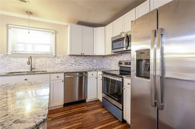 5170 Sunrise Terrace, Winston-salem, NC 27105