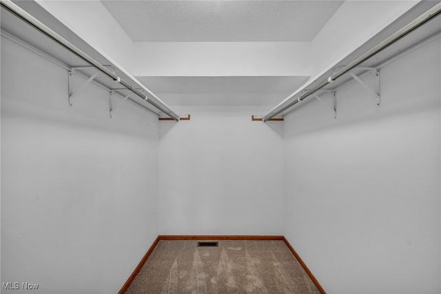 9840 Johnnycake Ridge Road, Mentor, OH 44060