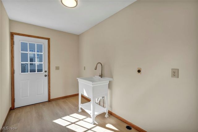 9840 Johnnycake Ridge Road, Mentor, OH 44060