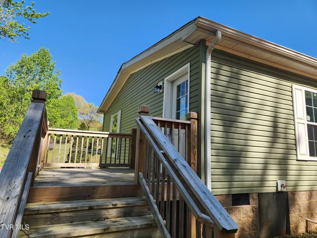 8460 Reedy Creek Road, Bristol, VA 24202