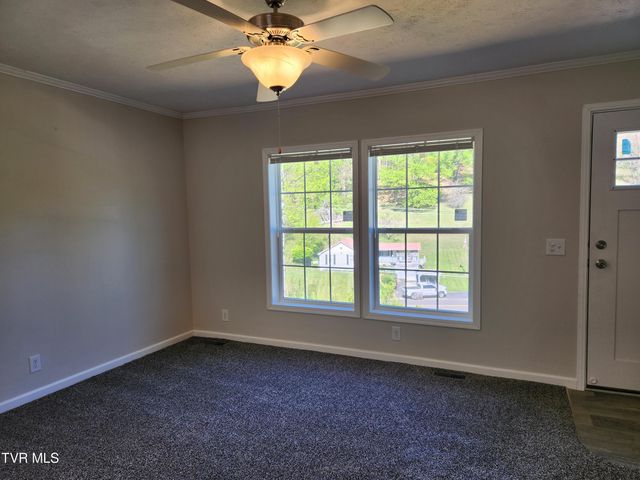 8460 Reedy Creek Road, Bristol, VA 24202