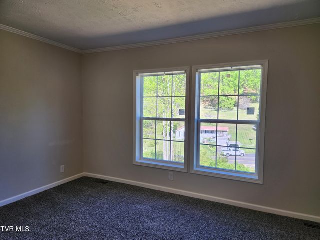 8460 Reedy Creek Road, Bristol, VA 24202