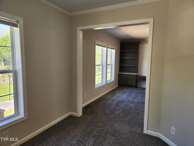 8460 Reedy Creek Road, Bristol, VA 24202