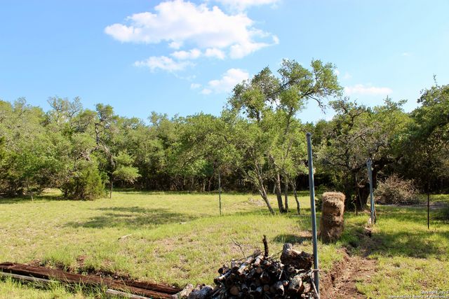 197 Rosenberry, Bulverde, TX 78163