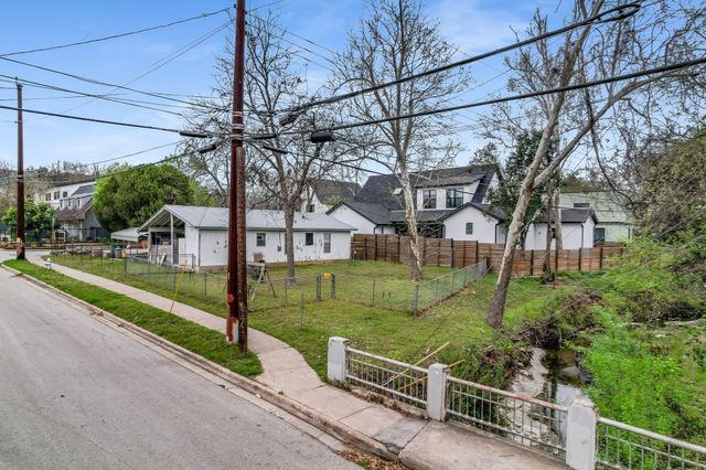 3100 Brinwood Ave, Austin, TX 78704