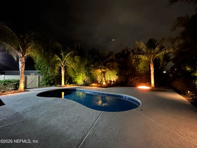 10737 AVENTURA Drive, Jacksonville, FL 32256