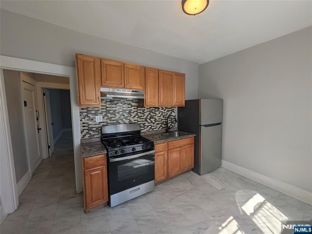 173-179 Madison Street A9, Passaic, NJ 07055