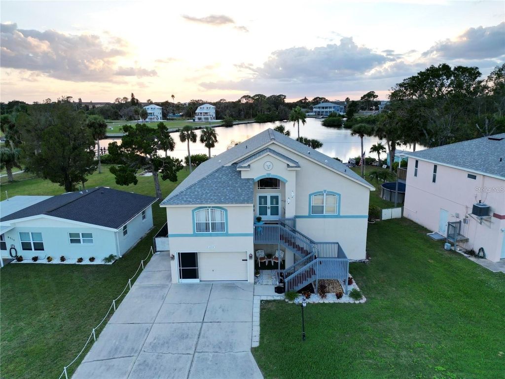 6719 MANOR BEACH ROAD, New Port Richey, FL 34652