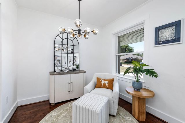 6319 Woodbrook Lane, Houston, TX 77008