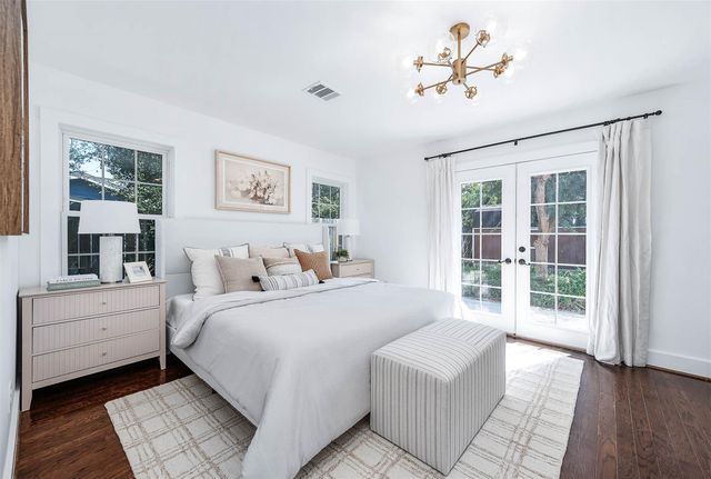 6319 Woodbrook Lane, Houston, TX 77008