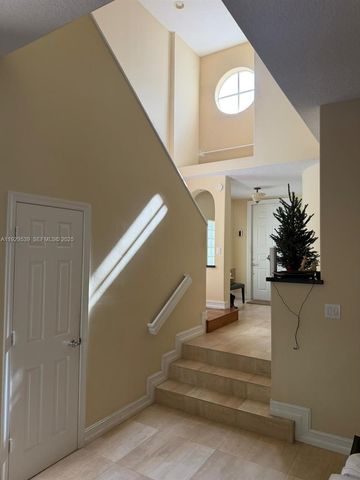 3085 NE 208th Ter, Aventura, FL 33180