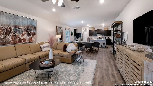 5407 Chase Falls, San Antonio, TX 78266