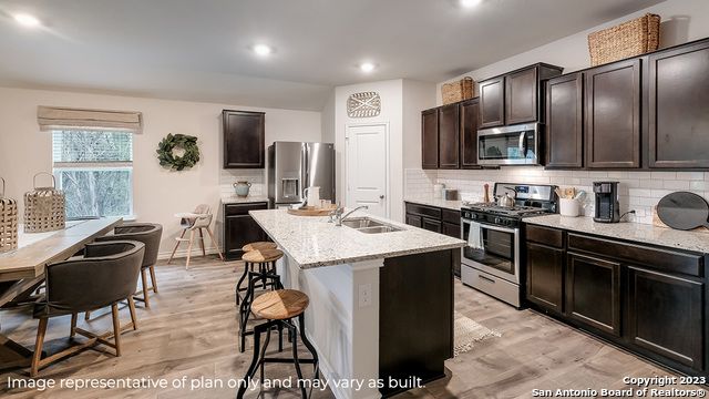 5407 Chase Falls, San Antonio, TX 78266